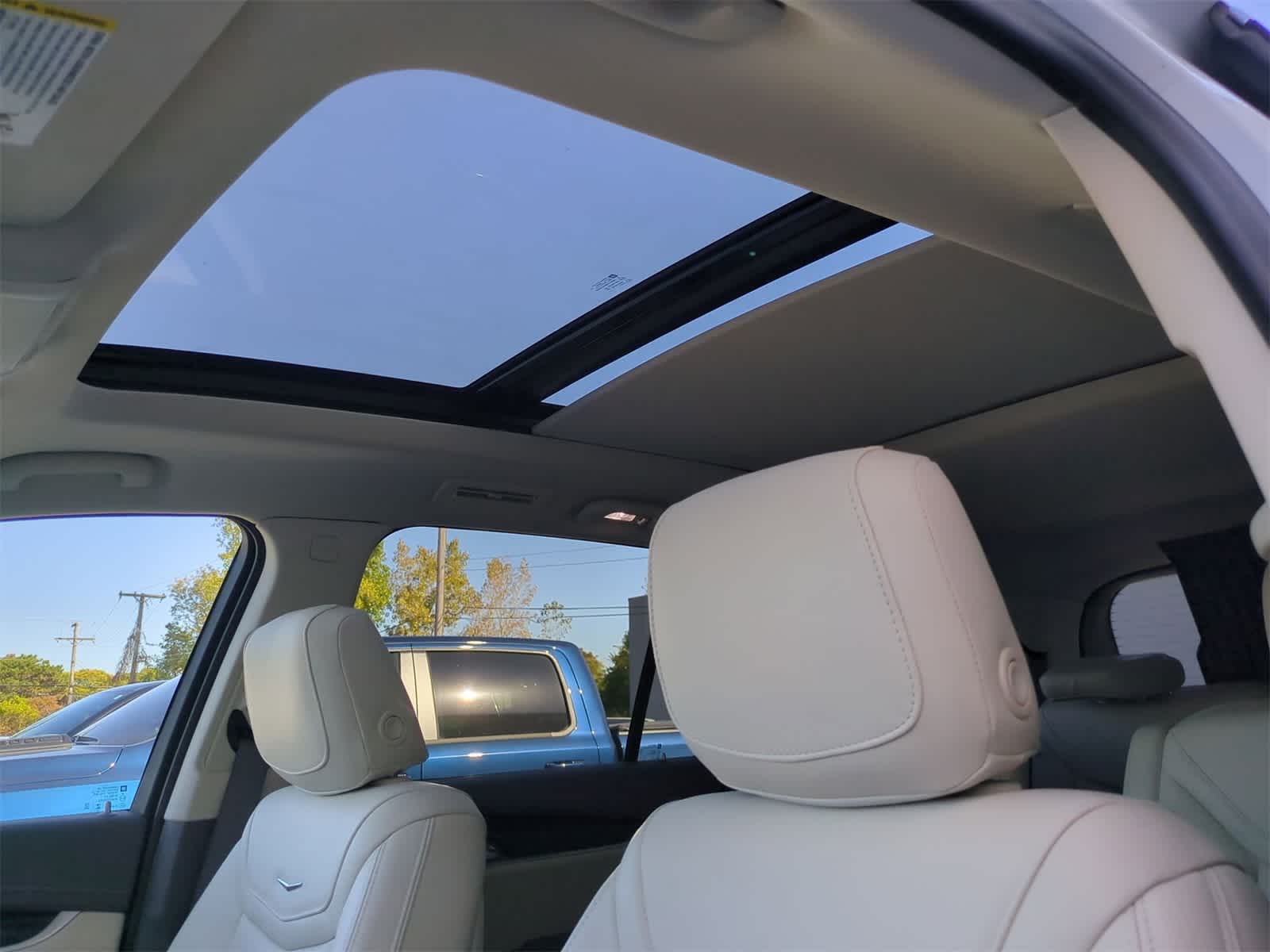 Thumbnail: 2024 Cadillac XT6 - 19