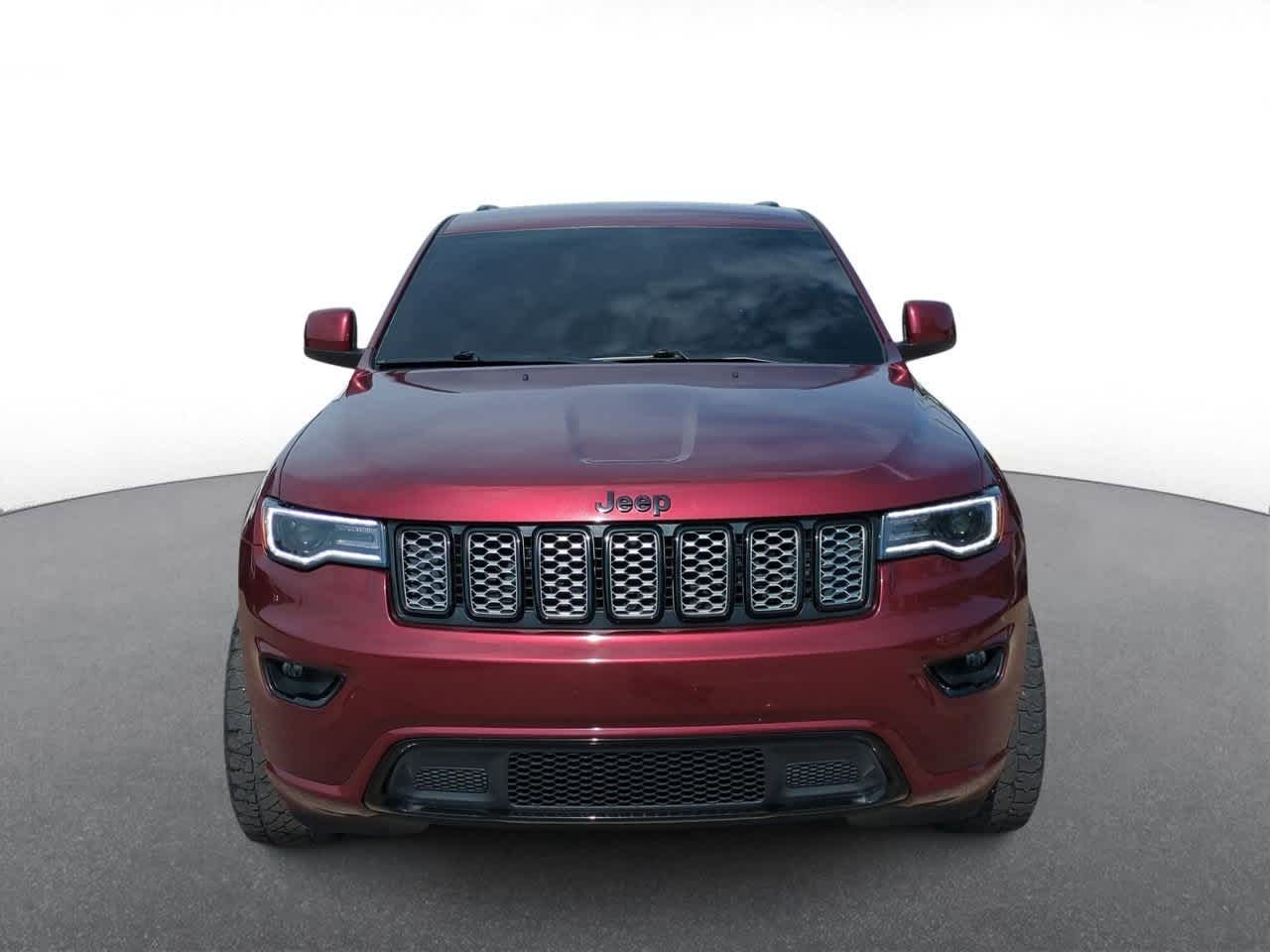 Thumbnail: 2022 Jeep Grand Cherokee - 3