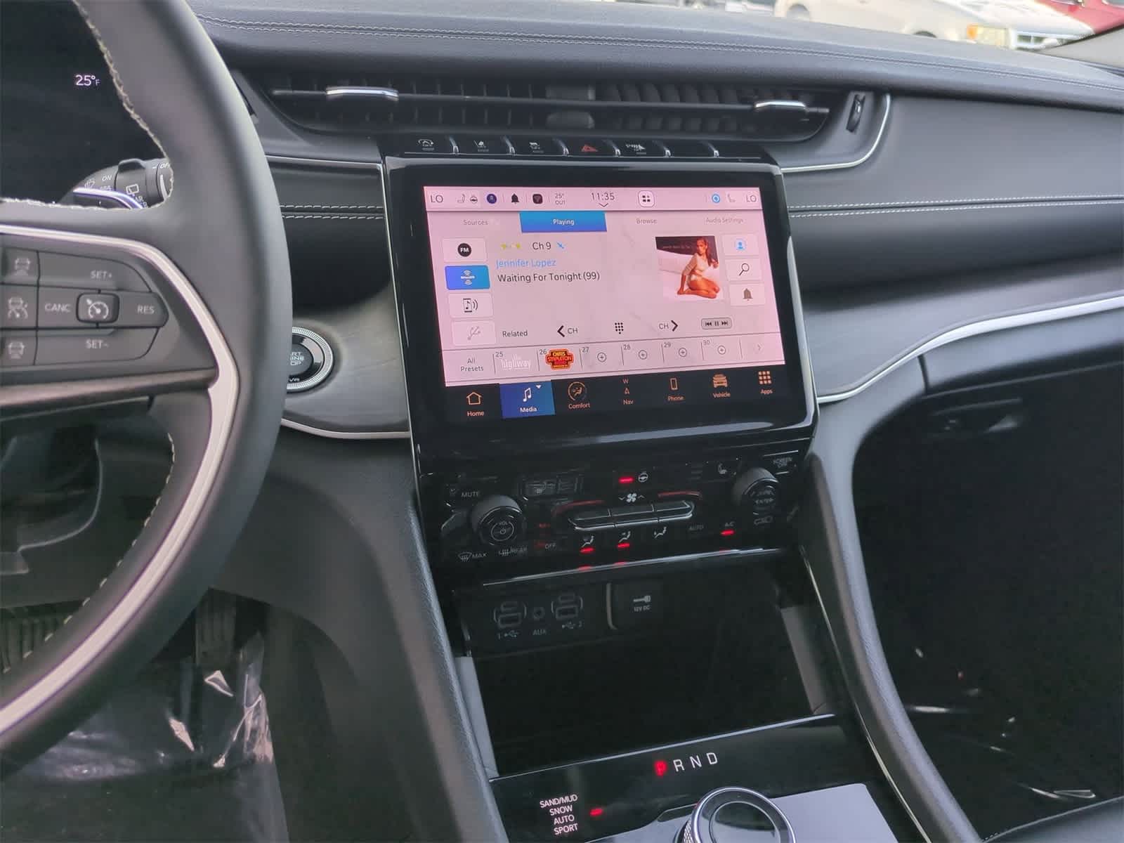 Thumbnail: 2023 Jeep Grand Cherokee - 27