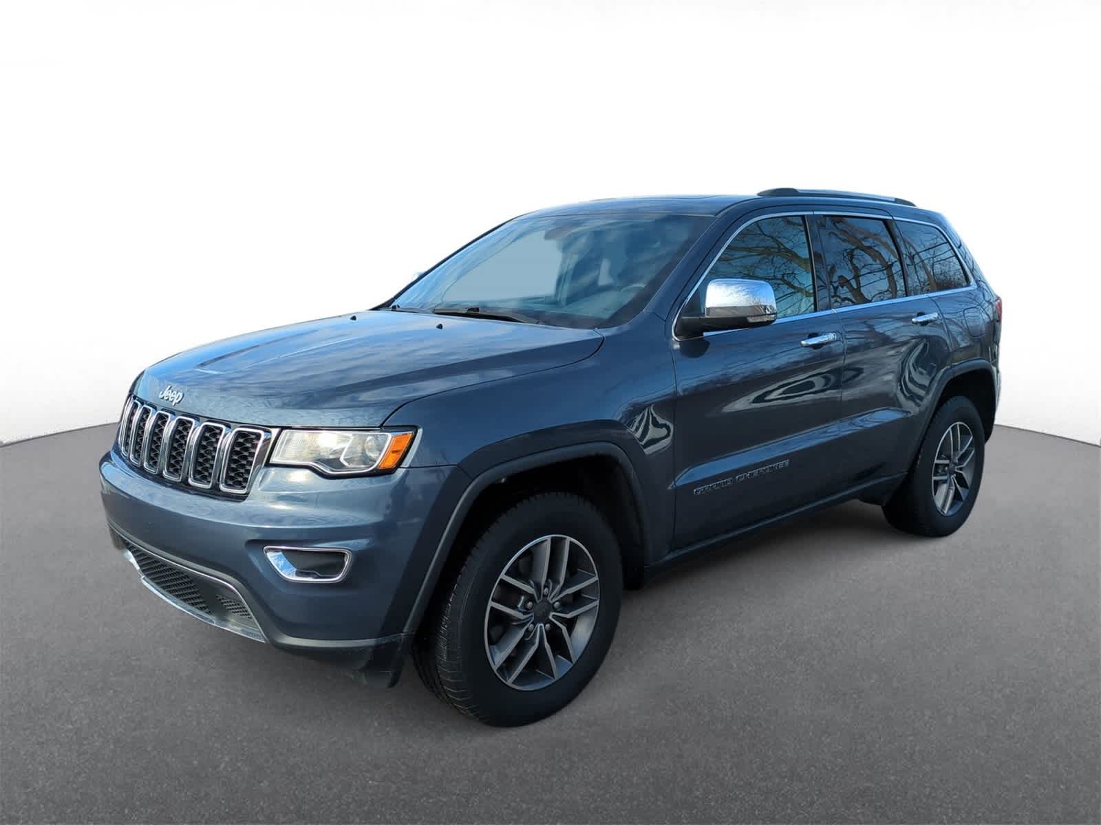 Thumbnail: 2019 Jeep Grand Cherokee - 4