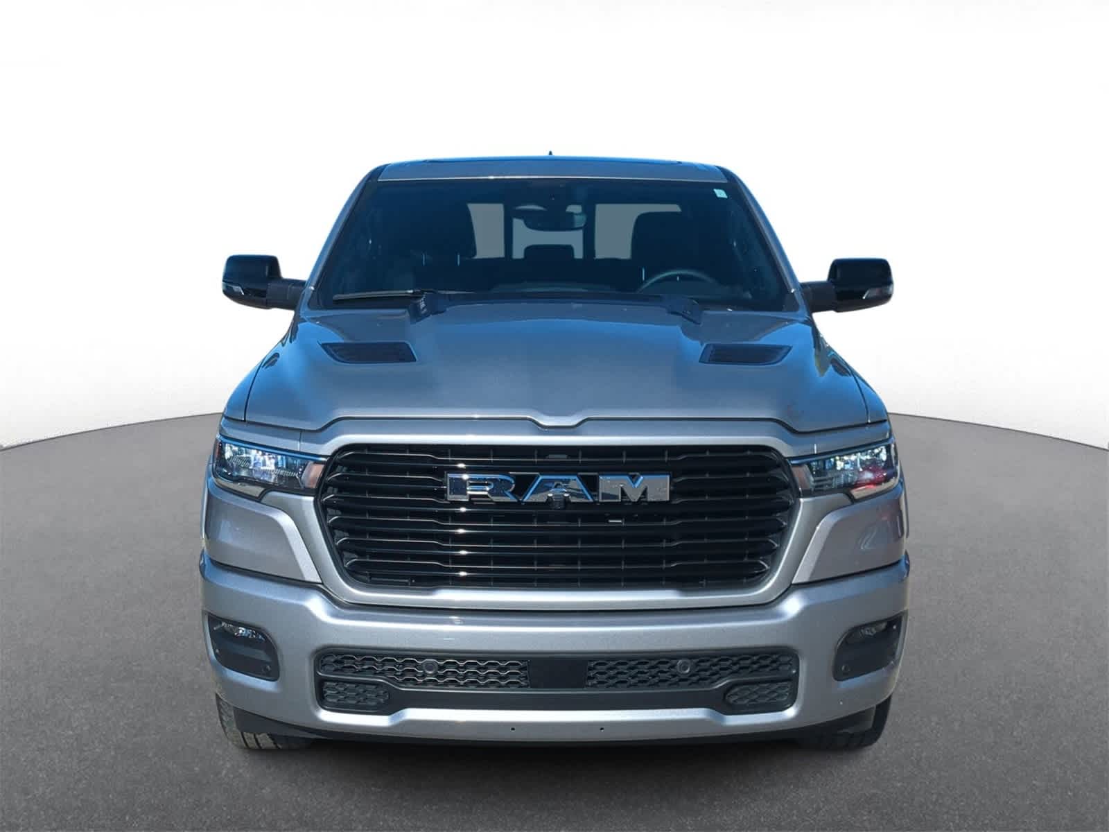 2025 Ram 1500 Laramie photo 3