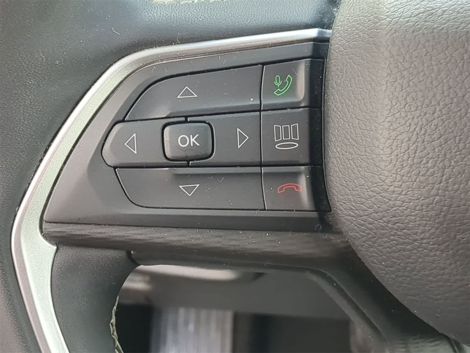 Thumbnail: 2023 Jeep Grand Cherokee - 30