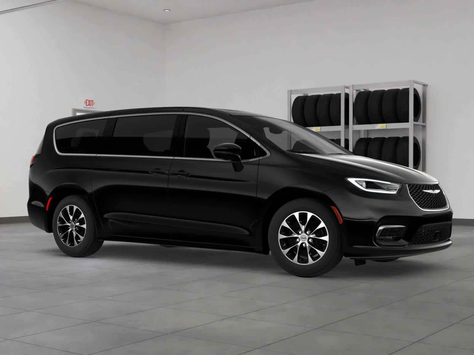Thumbnail: 2026 Chrysler Pacifica - 7