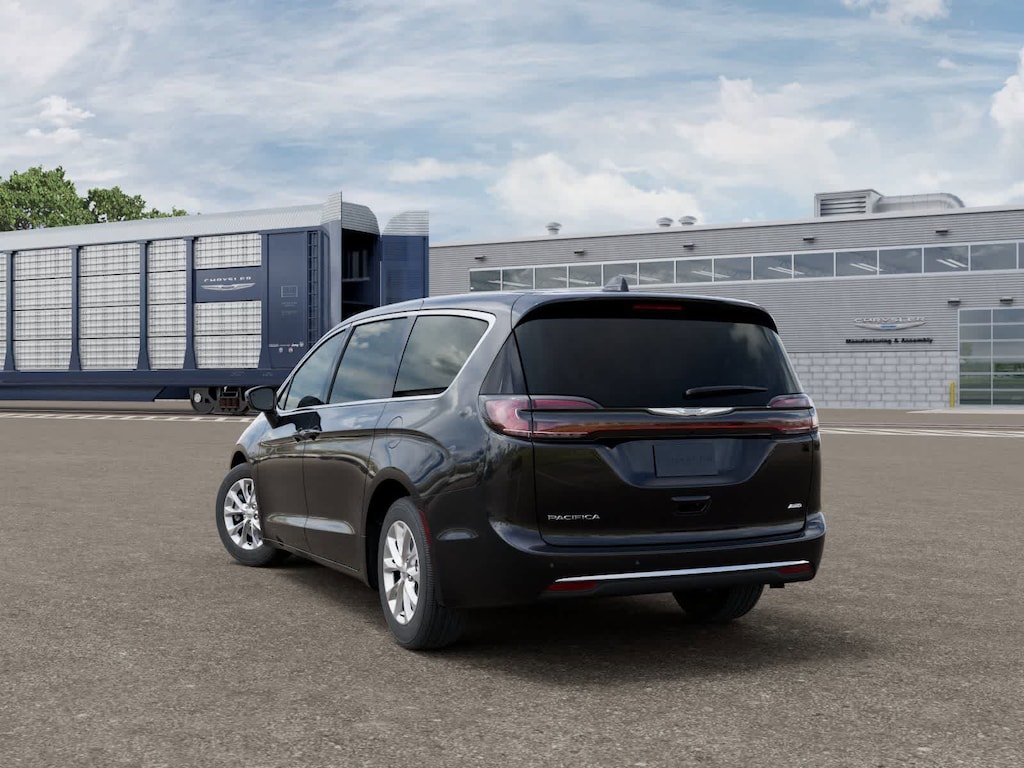 New 2026 Chrysler Pacifica Select Passenger Van