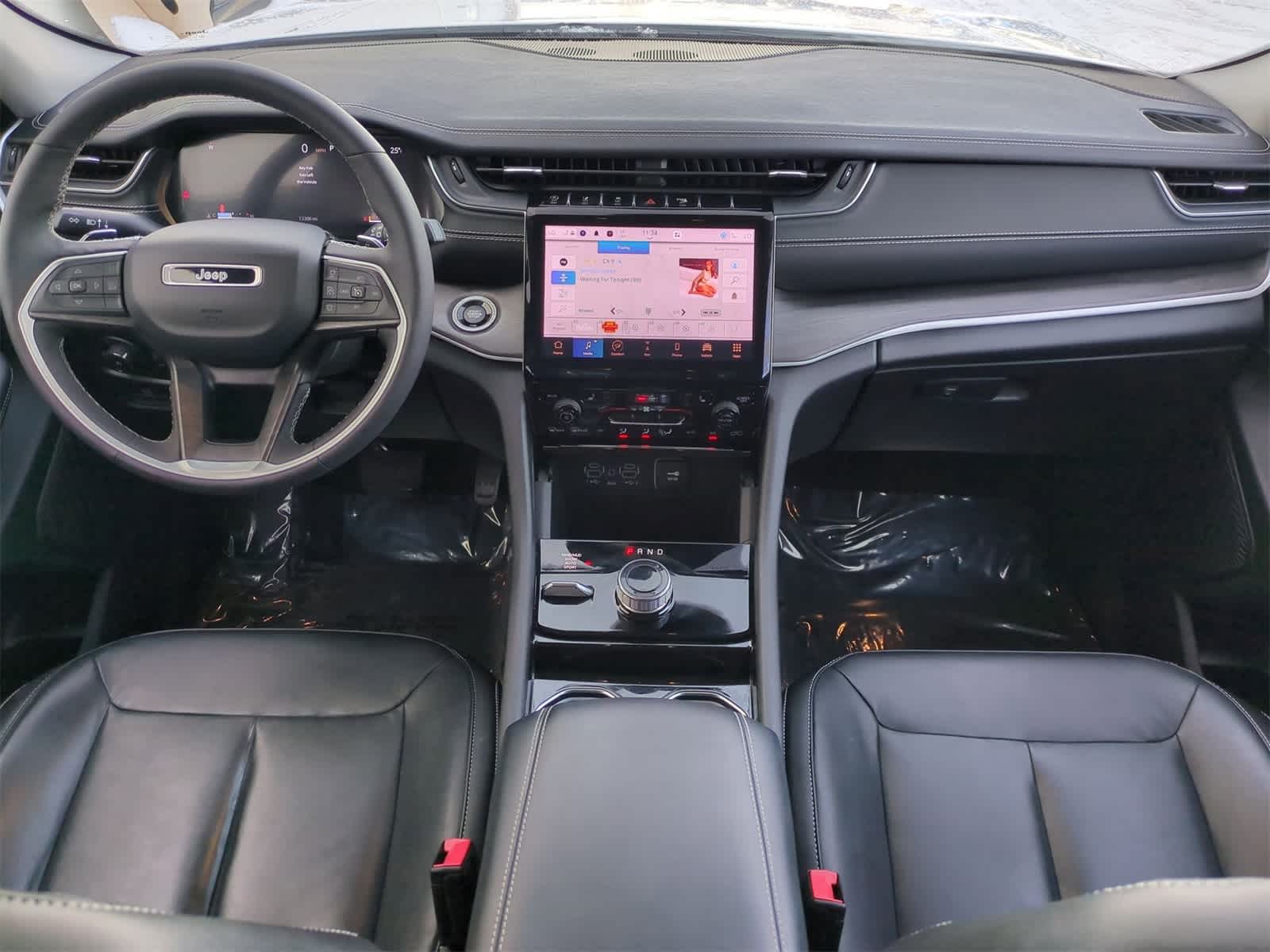 Thumbnail: 2023 Jeep Grand Cherokee - 15