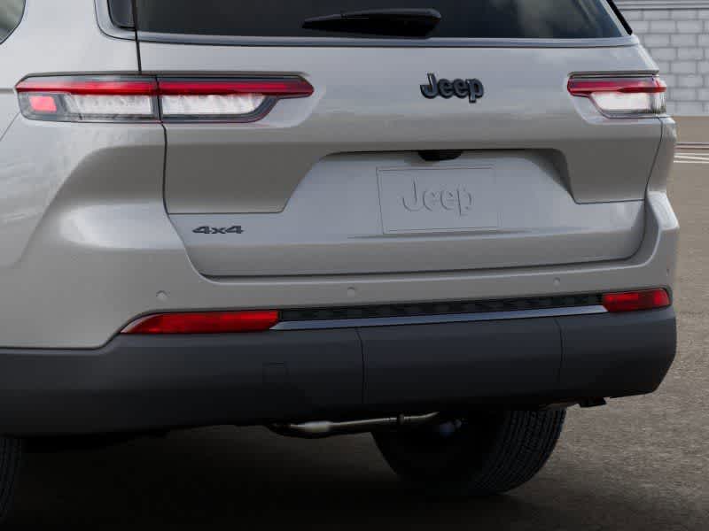 Thumbnail: 2026 Jeep Grand Cherokee L - 13