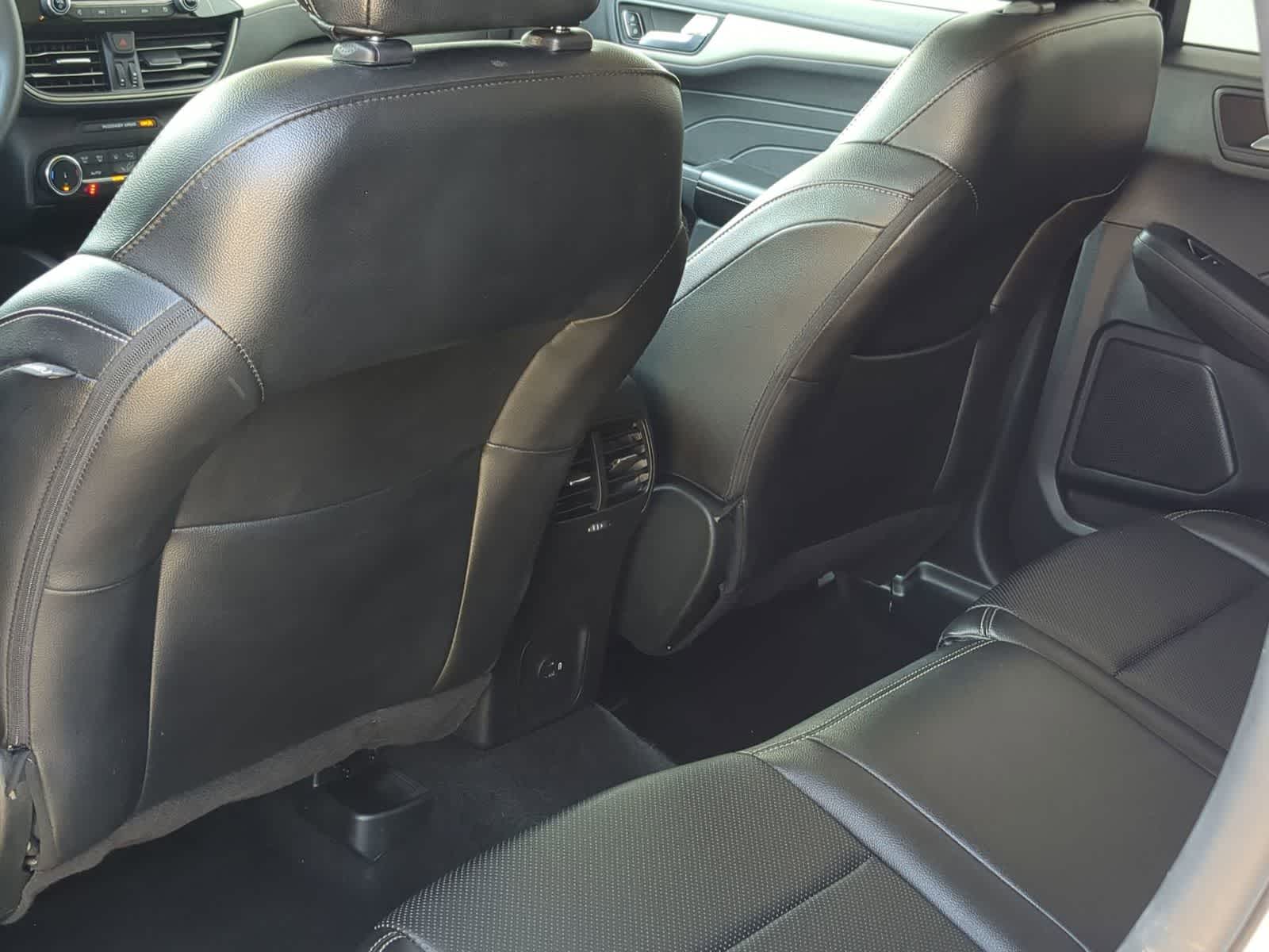 Thumbnail: 2022 Ford Escape - 18