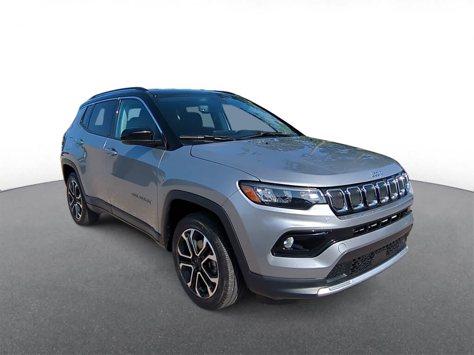 2022 Jeep Compass Limited photo 2