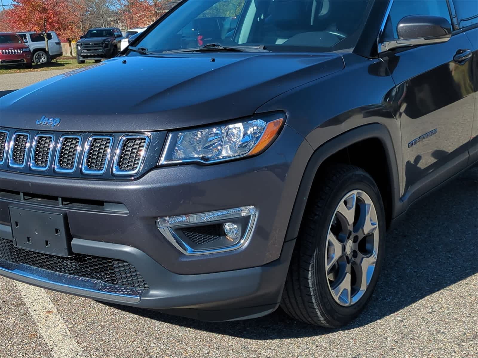 Thumbnail: 2018 Jeep Compass - 11