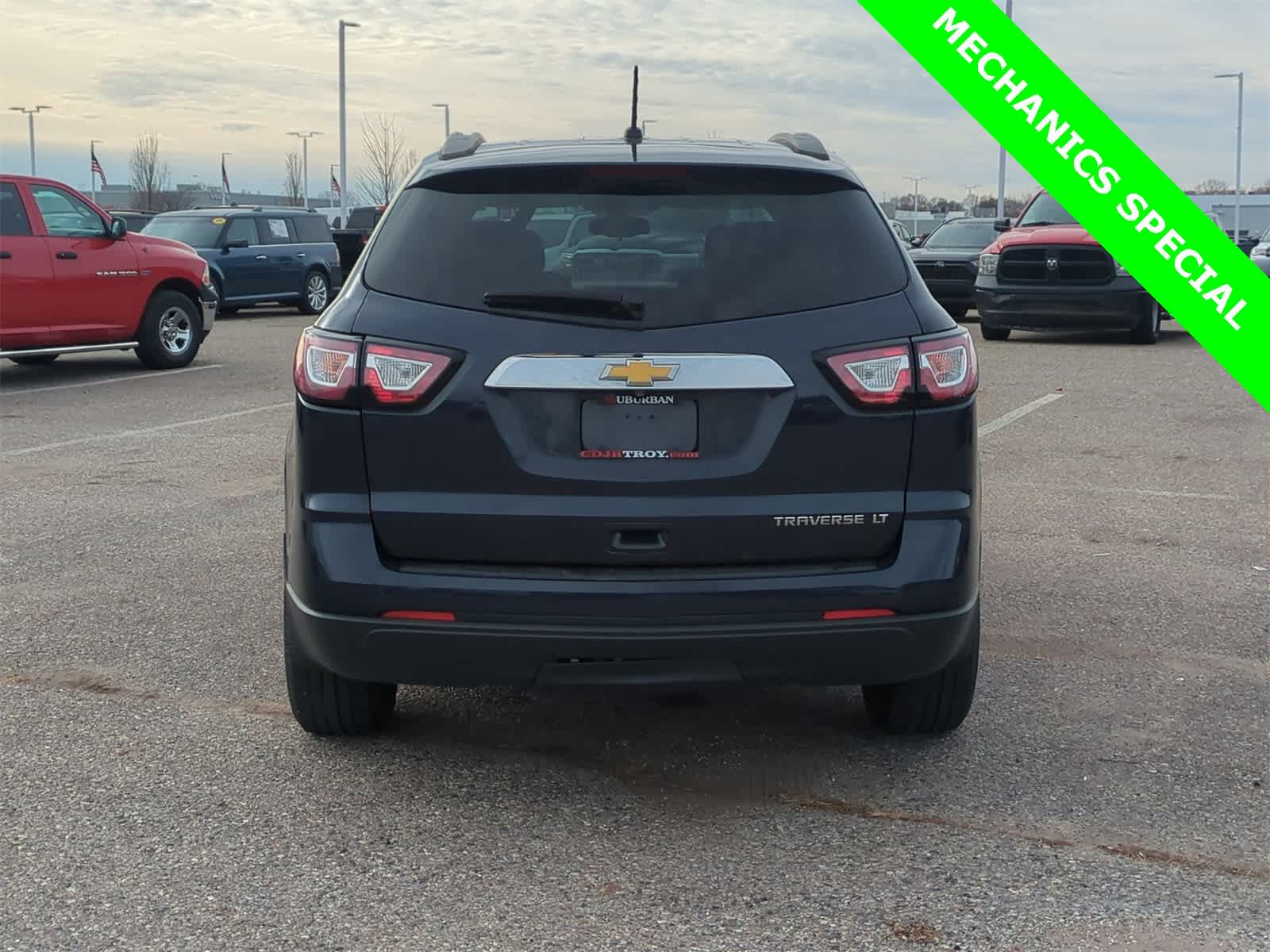 Thumbnail: 2015 Chevrolet Traverse - 13