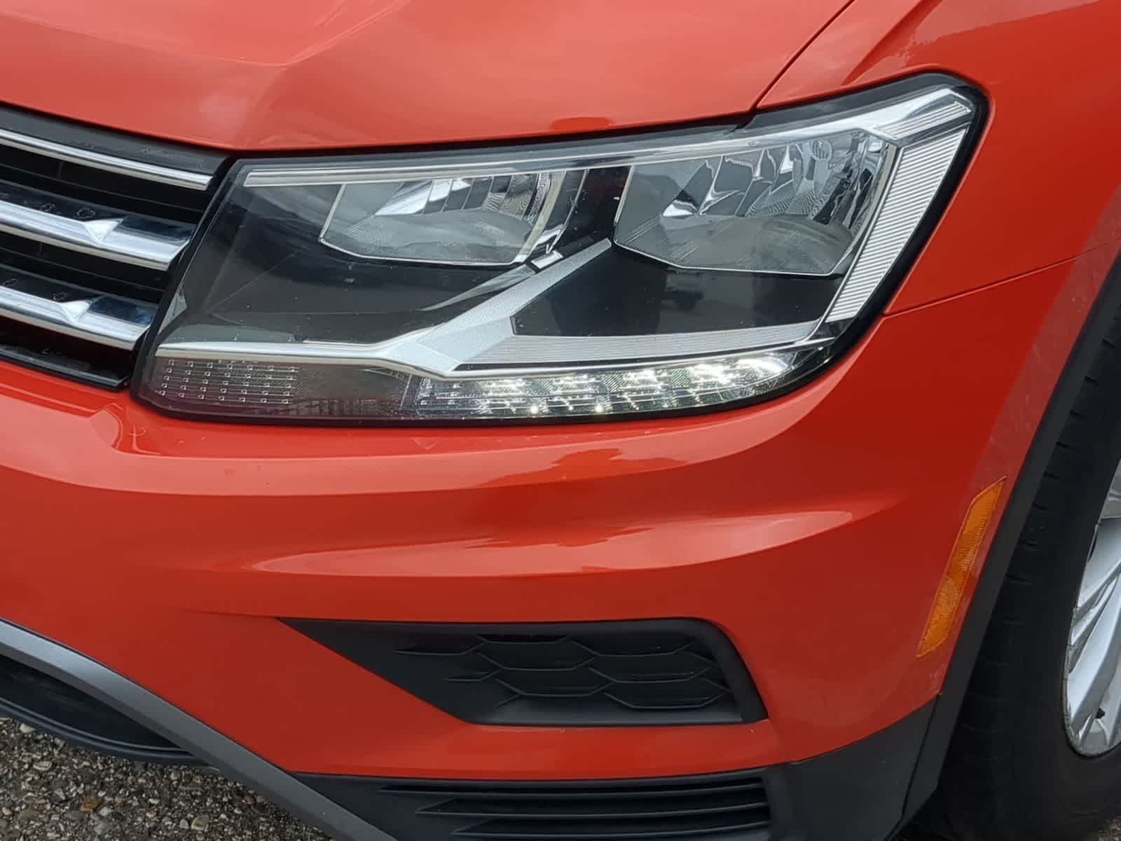 Thumbnail: 2018 Volkswagen Tiguan - 11