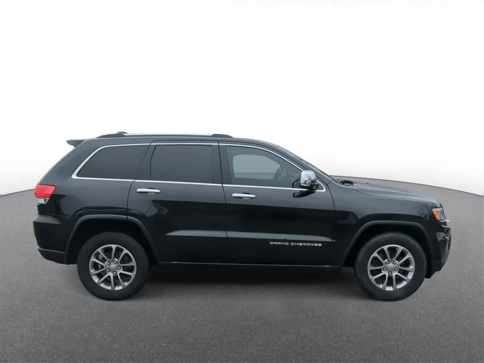 Thumbnail: 2015 Jeep Grand Cherokee - 9