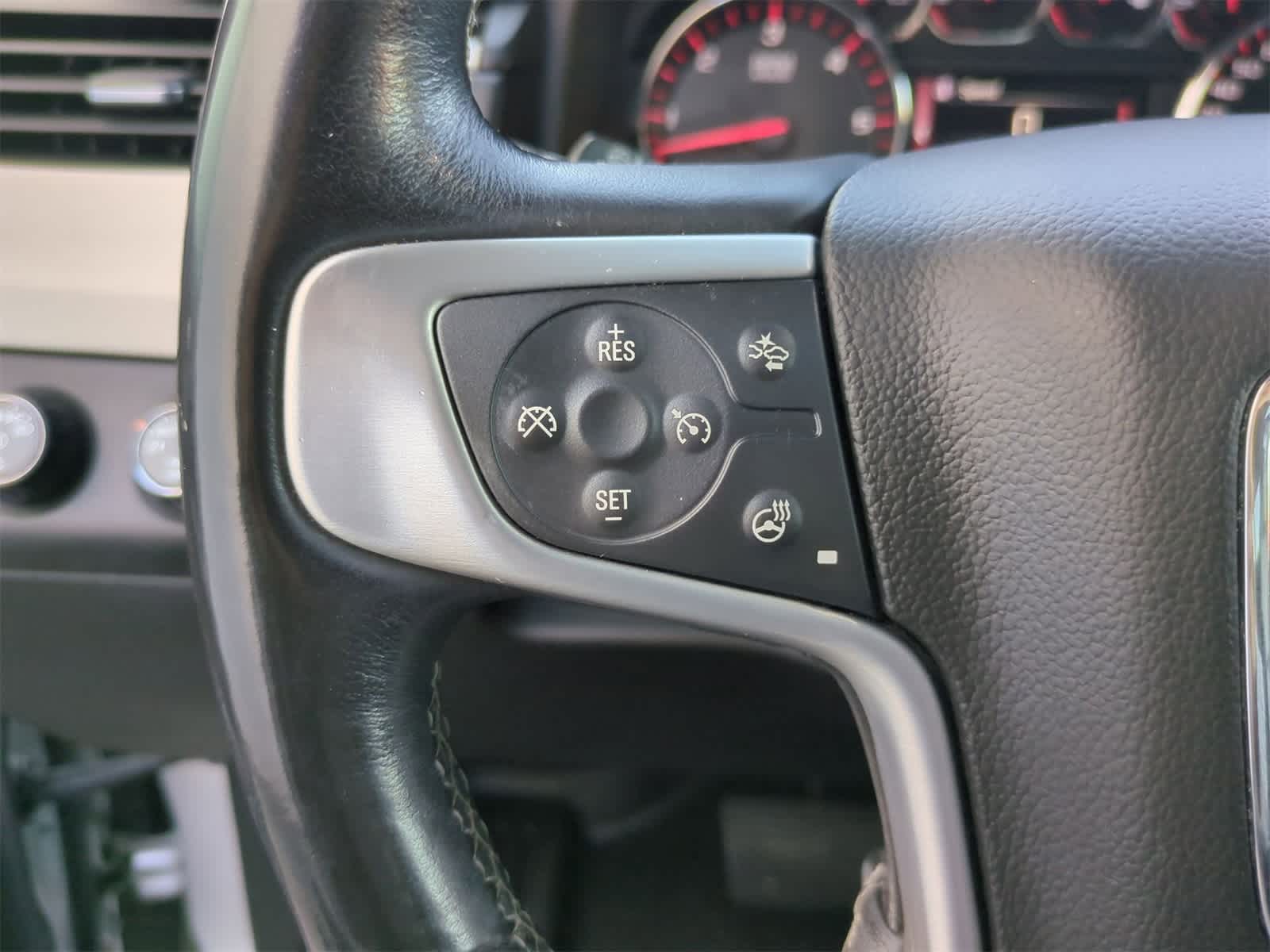 Thumbnail: 2016 GMC Yukon XL - 24