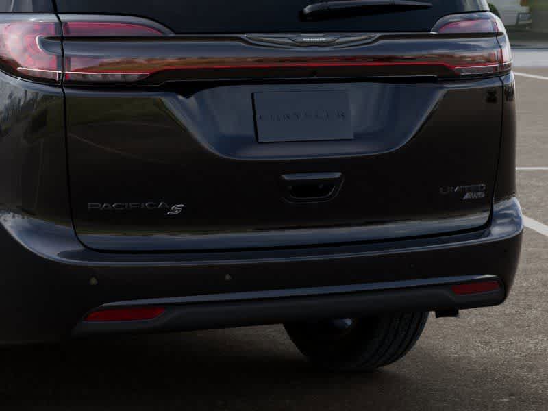 Thumbnail: 2026 Chrysler Pacifica - 13