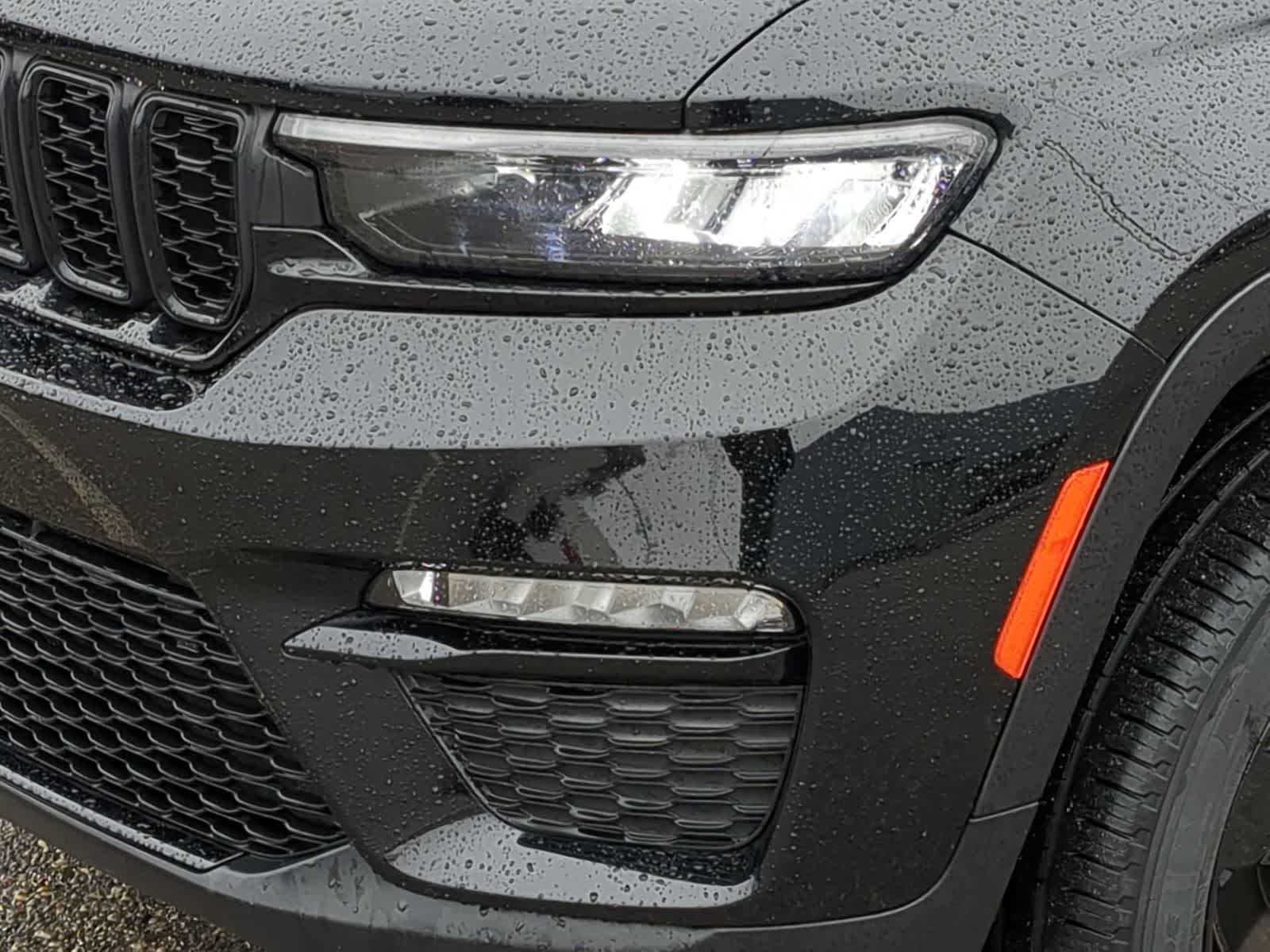 Thumbnail: 2024 Jeep Grand Cherokee - 11