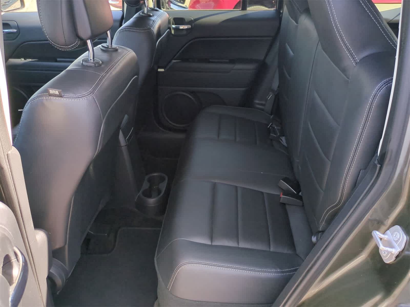 Thumbnail: 2015 Jeep Patriot - 18