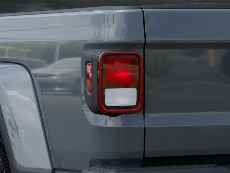 Thumbnail: 2026 Jeep Gladiator - 9