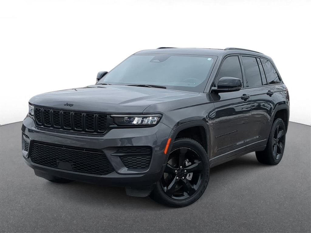 Certified 2024 Jeep Grand Cherokee Altitude SUV
