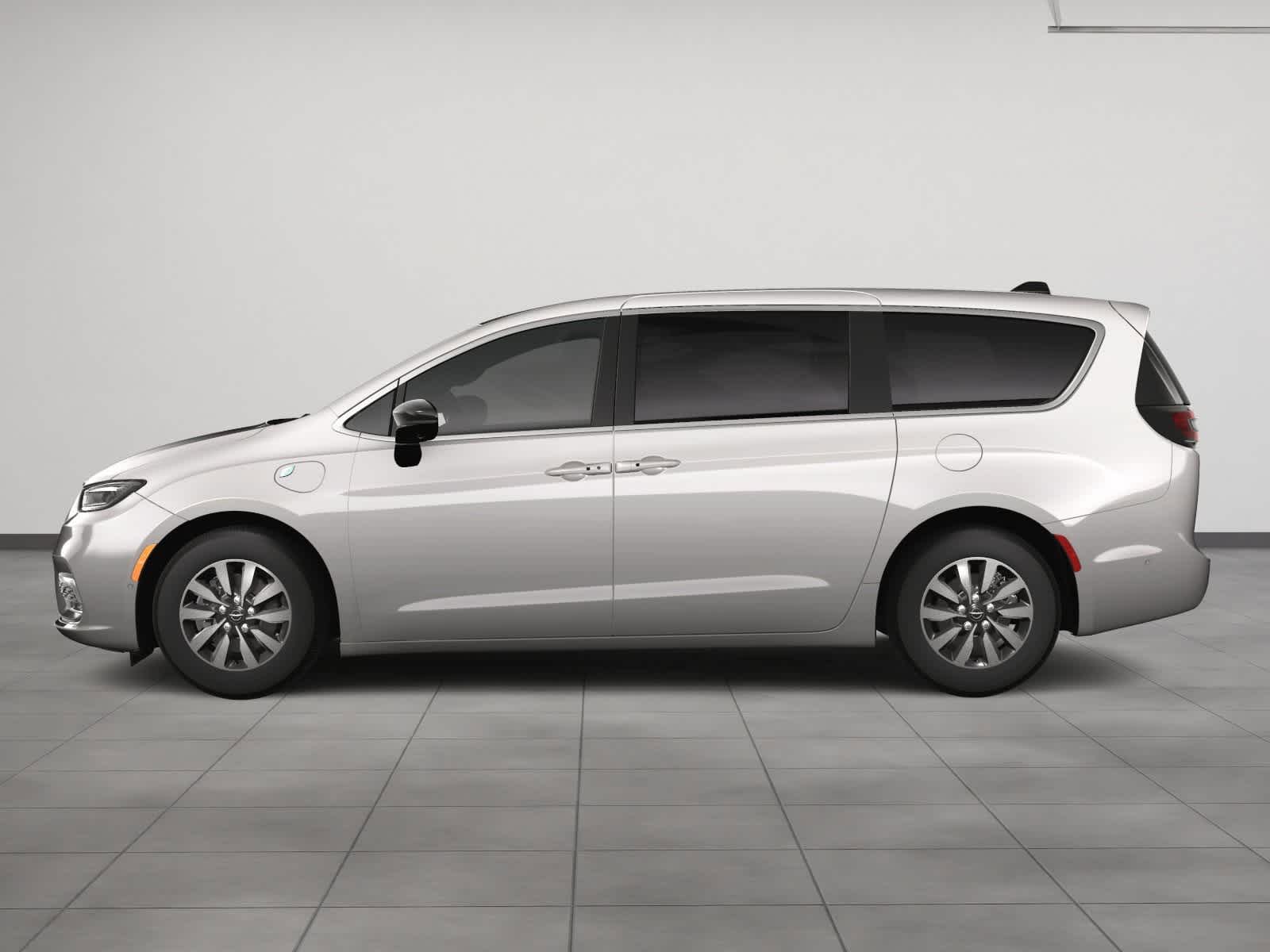 2025 Chrysler Pacifica Hybrid photo 3