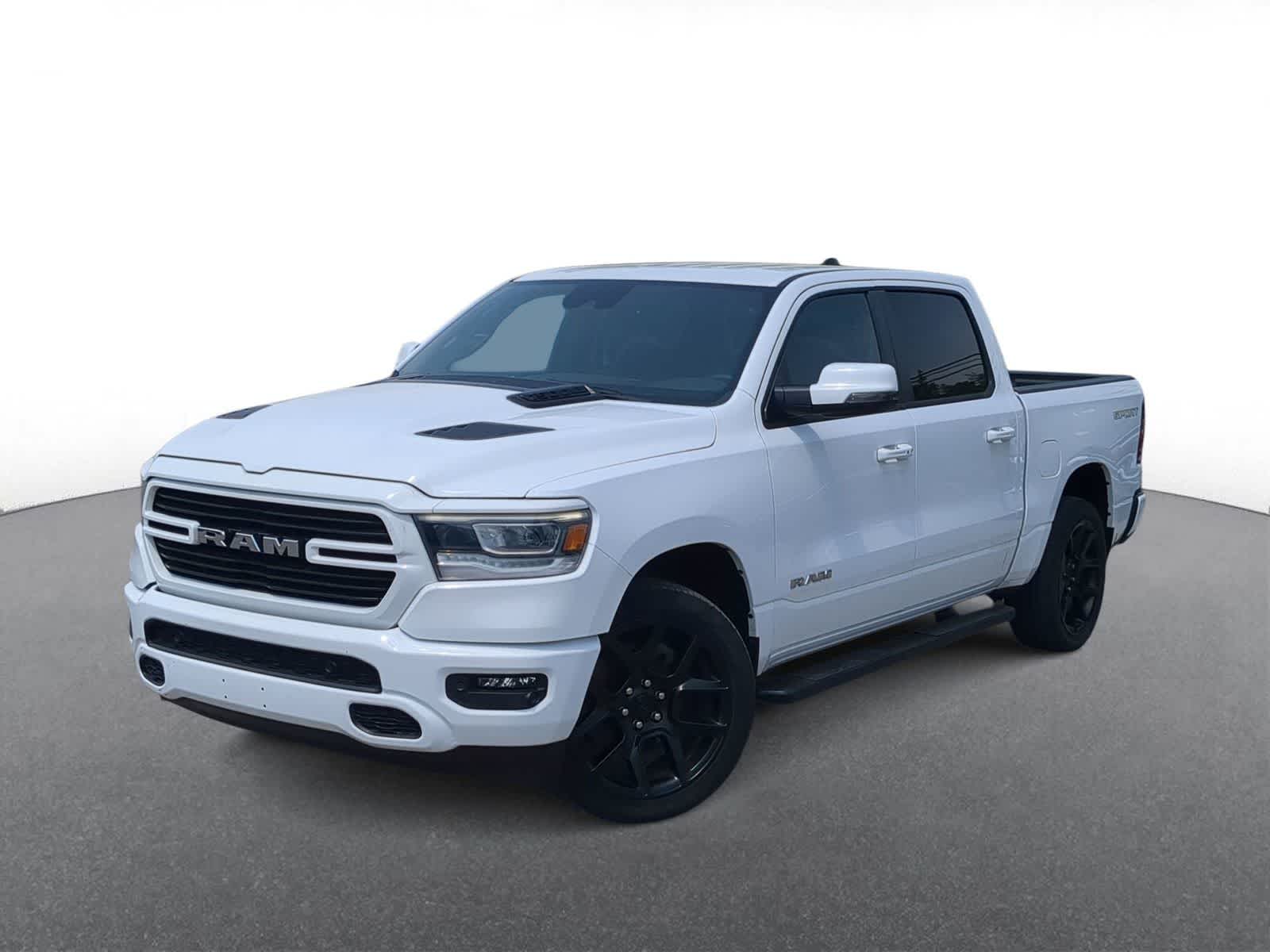 2023 RAM 1500 Laramie 4x4 Crew Cab 5'7's photo