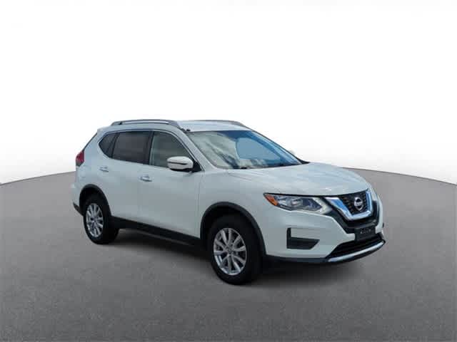 Used 2017 Nissan Rogue SV with VIN JN8AT2MV1HW010885 for sale in Troy, MI