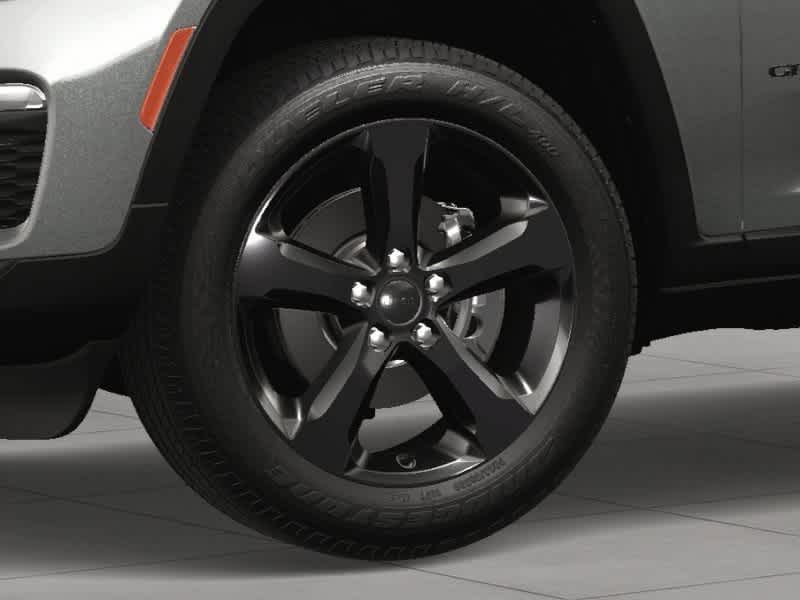 2025 Jeep Grand Cherokee Limited Edition 11