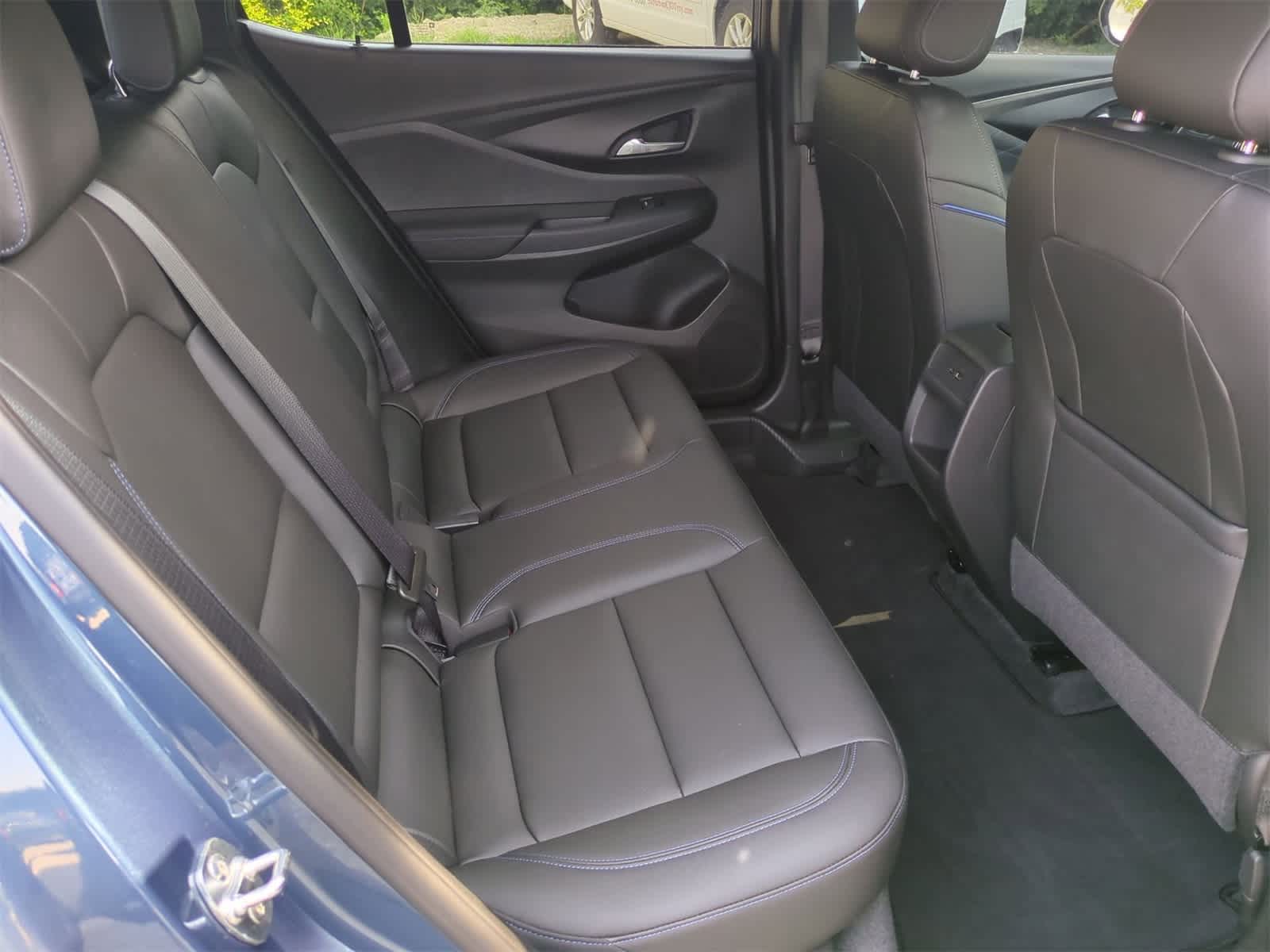 2024 Buick Envista Sport Touring 18