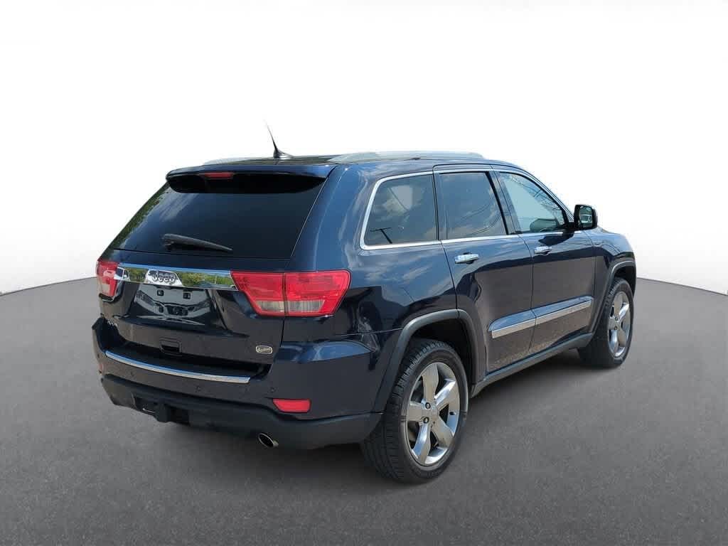 2012 Jeep Grand Cherokee Overland 8