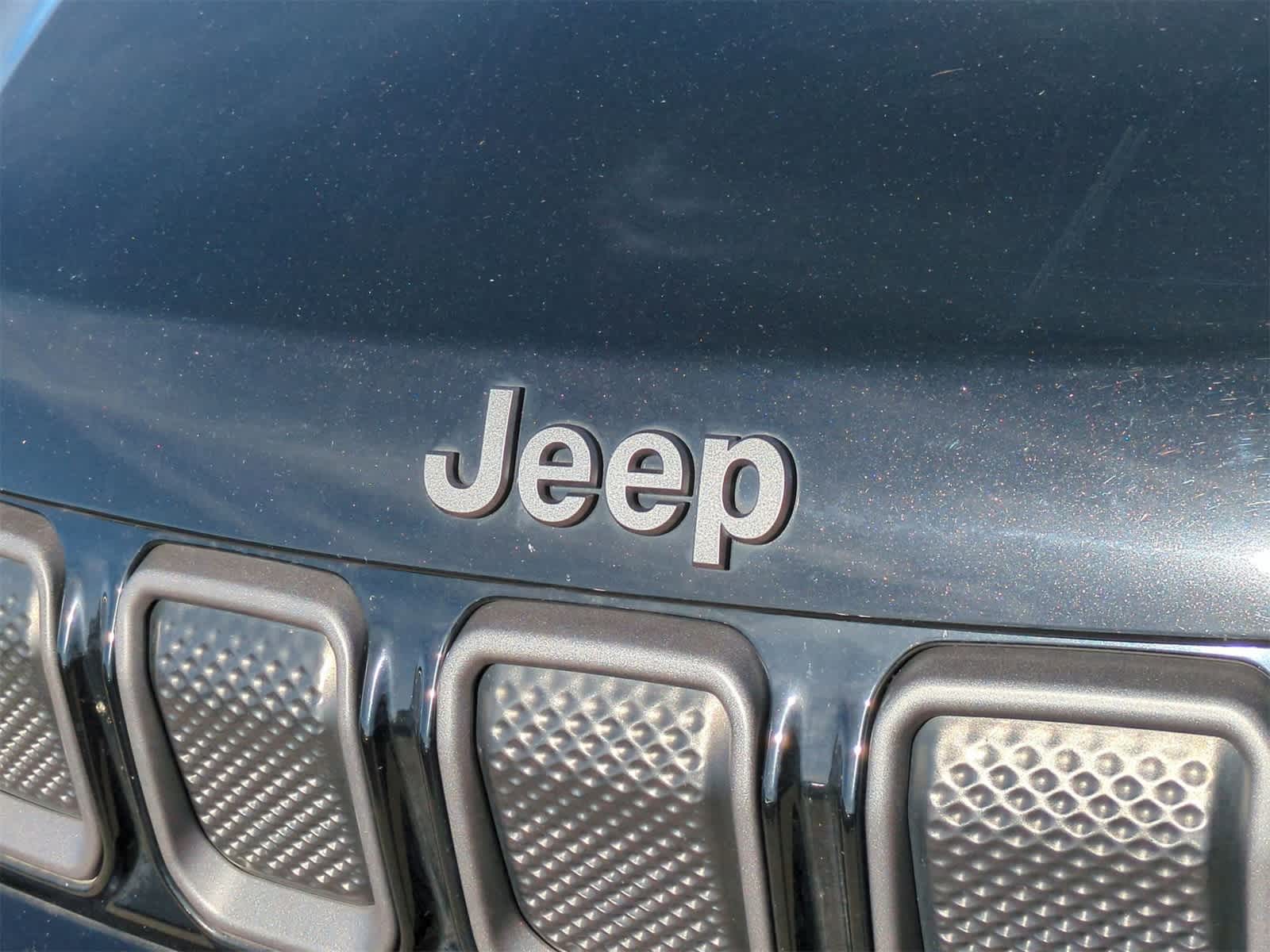 Thumbnail: 2022 Jeep Compass - 12