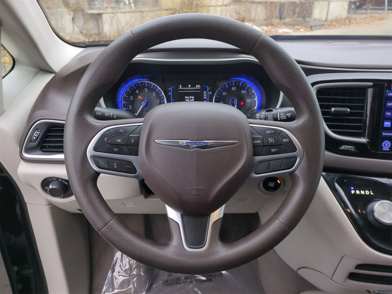 Thumbnail: 2017 Chrysler Pacifica - 22