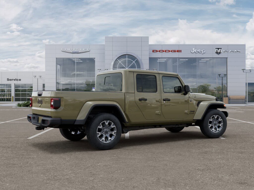 New 2026 Jeep Gladiator Sahara Pickup