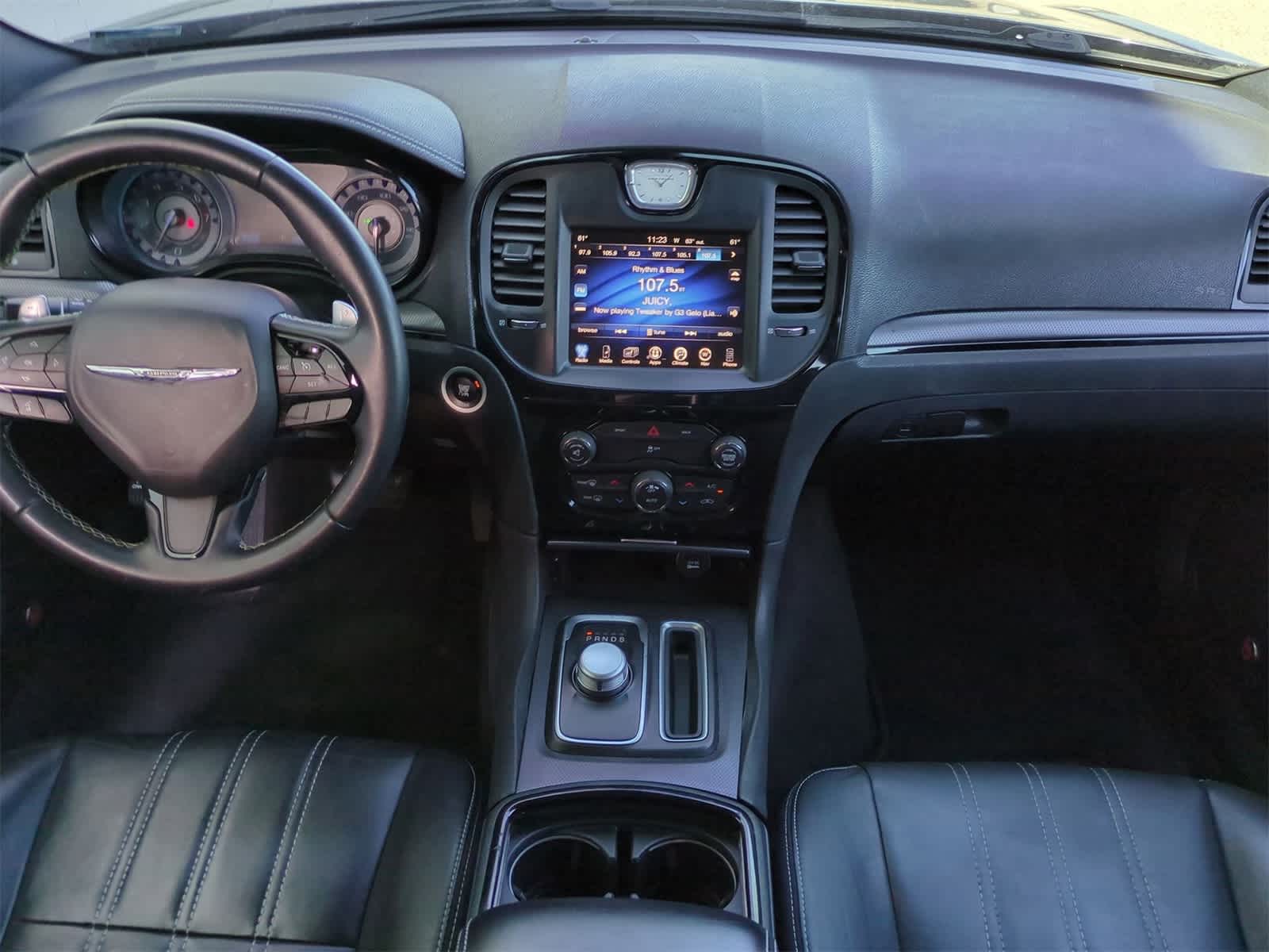 Thumbnail: 2015 Chrysler 300 - 14