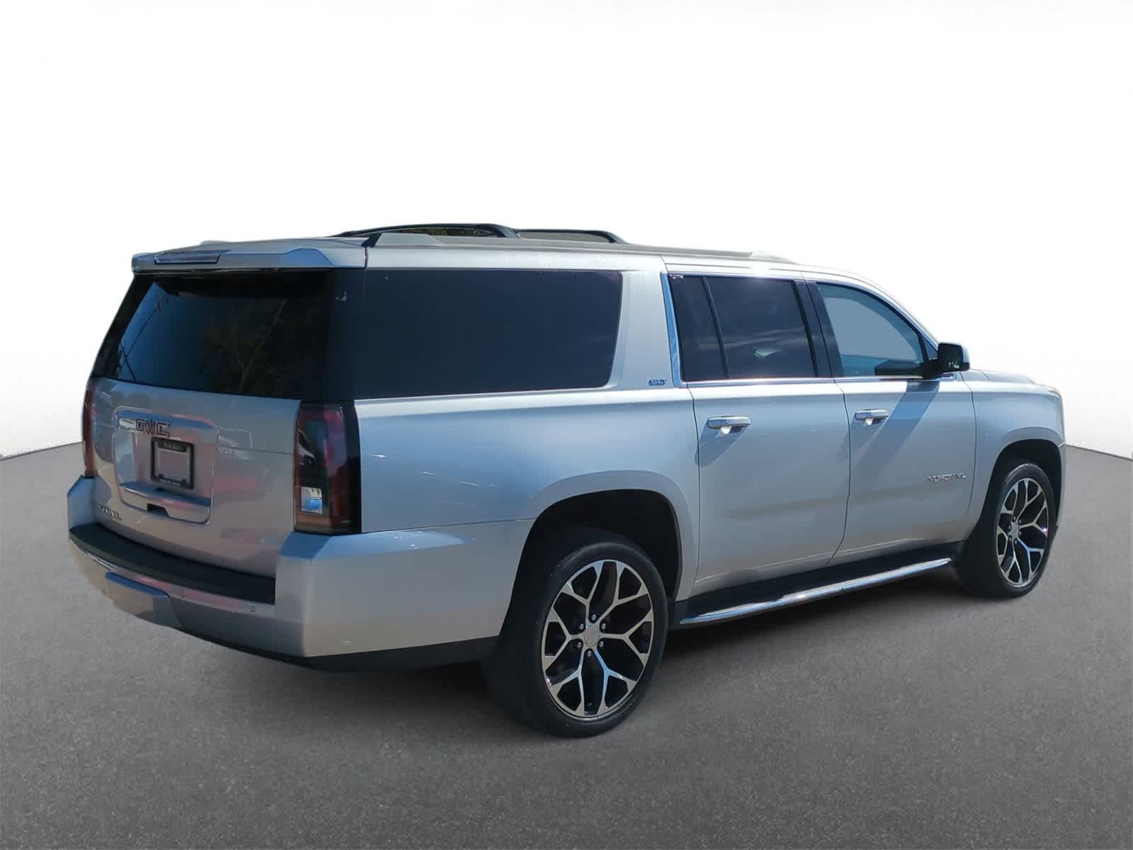 Thumbnail: 2016 GMC Yukon XL - 8