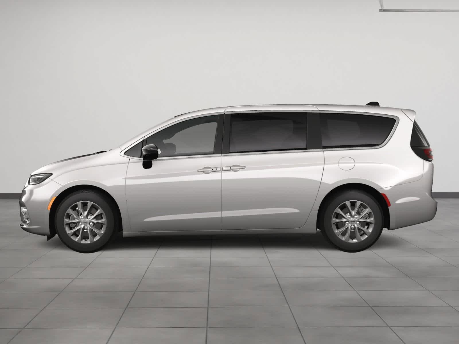 Thumbnail: 2025 Chrysler Pacifica - 3