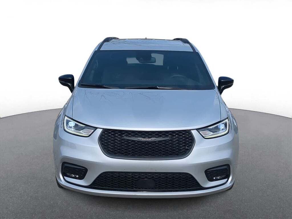 Certified 2024 Chrysler Pacifica Touring L Van