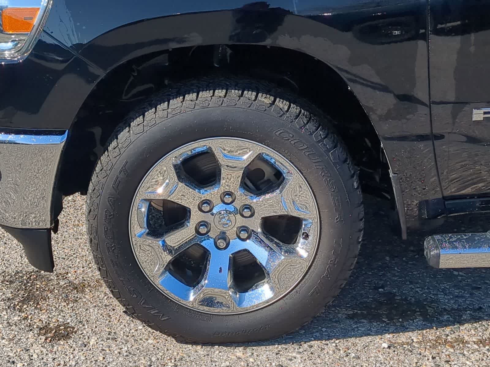 Thumbnail: 2019 RAM 1500 - 14