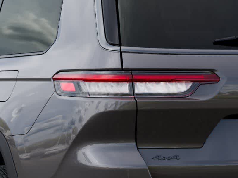 Thumbnail: 2026 Jeep Grand Cherokee L - 9