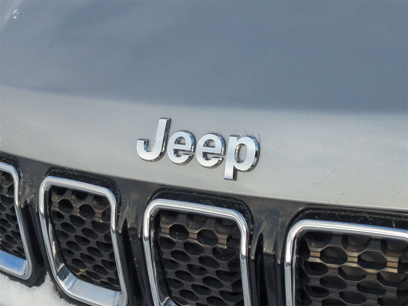 Thumbnail: 2023 Jeep Compass - 12
