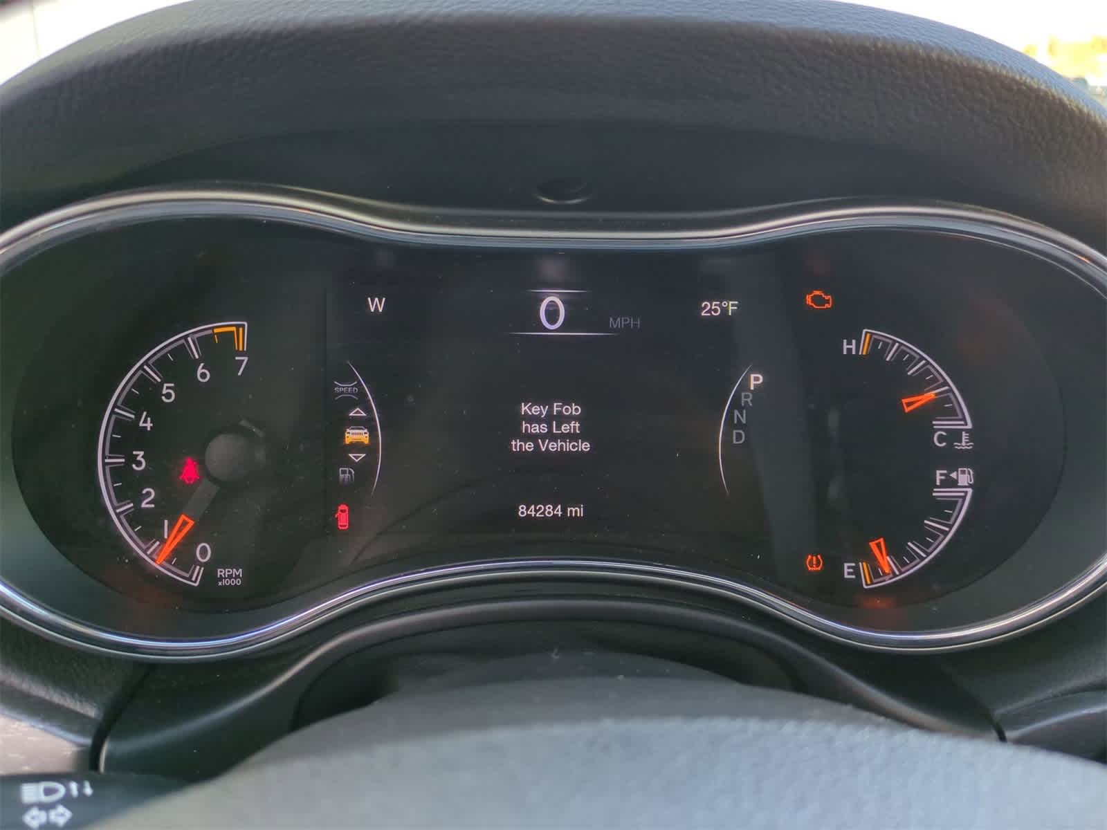 Thumbnail: 2018 Jeep Grand Cherokee - 33