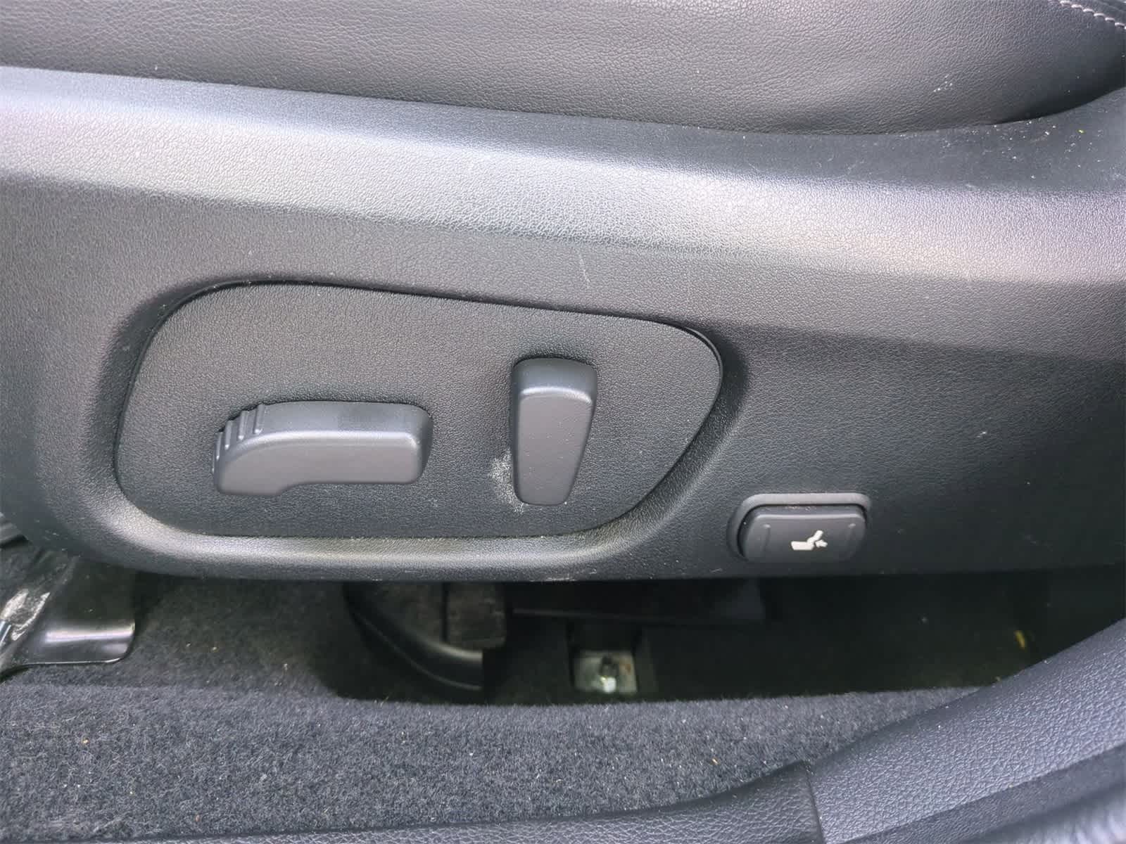 Thumbnail: 2018 Subaru Forester - 17