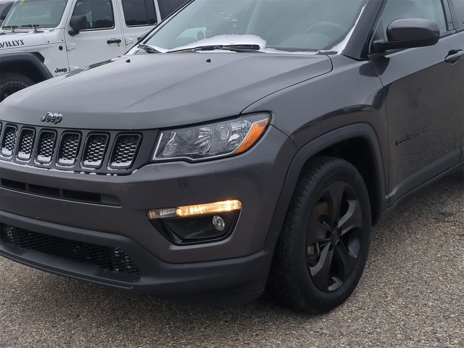 Thumbnail: 2019 Jeep Compass - 11
