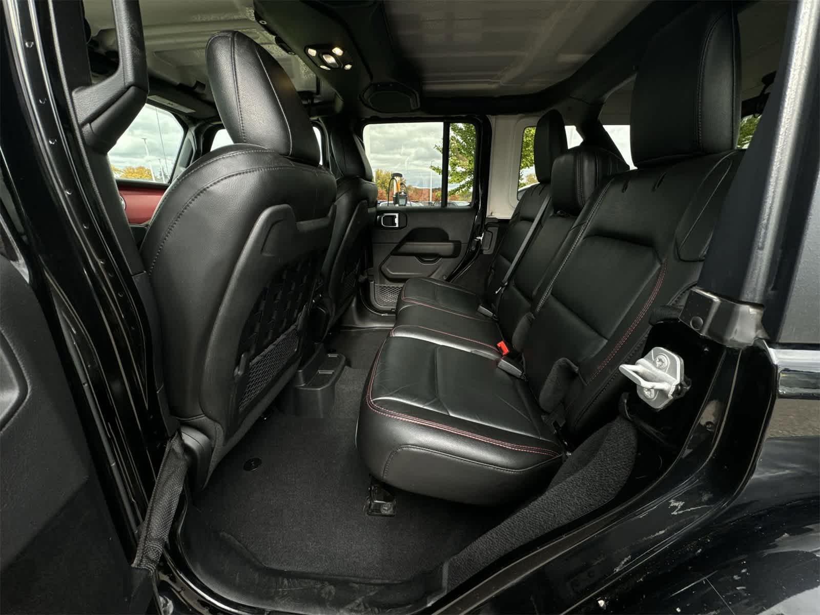 Thumbnail: 2021 Jeep Wrangler - 19