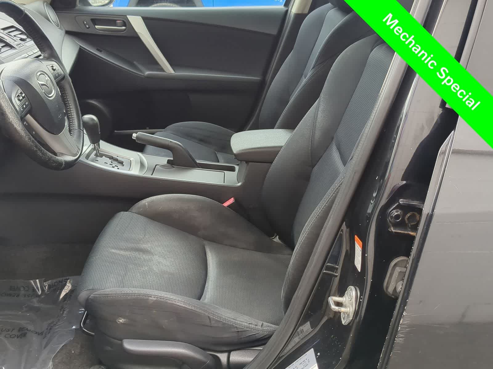 Thumbnail: 2011 Mazda Mazda3 - 16