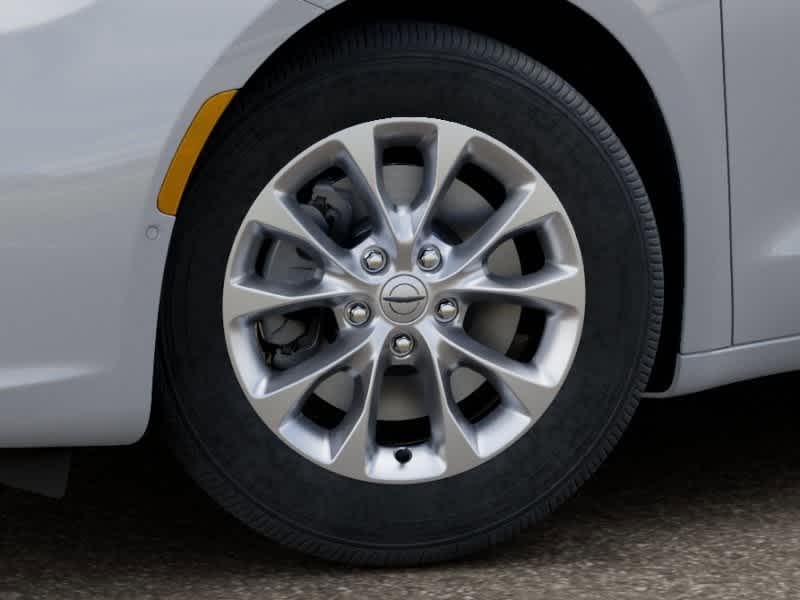 Thumbnail: 2026 Chrysler Pacifica - 8