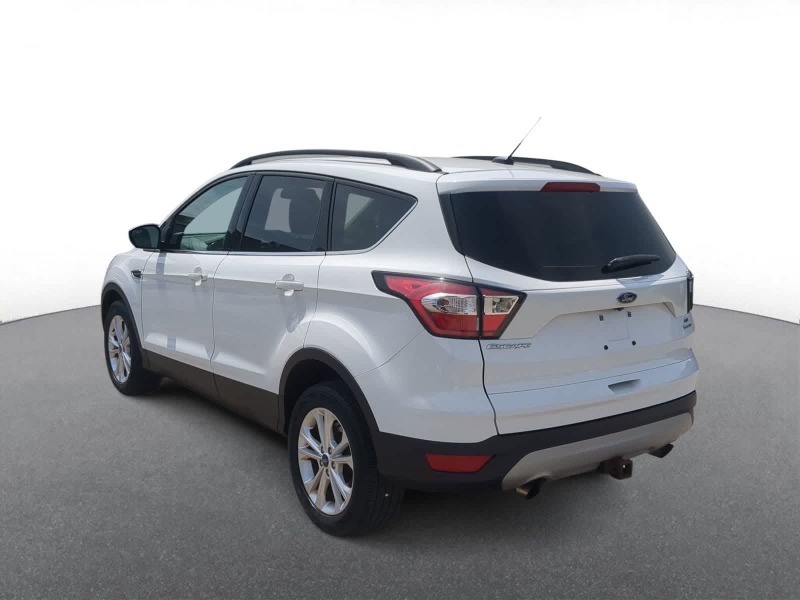 Thumbnail: 2018 Ford Escape - 6