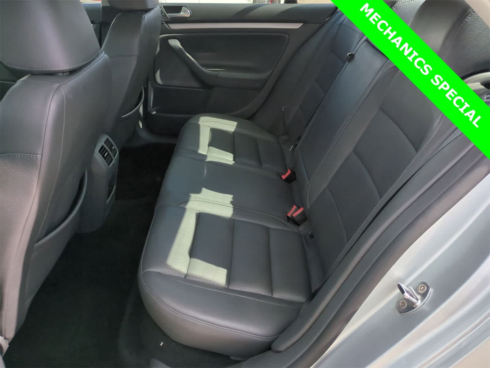 Thumbnail: 2008 Volkswagen Jetta - 20
