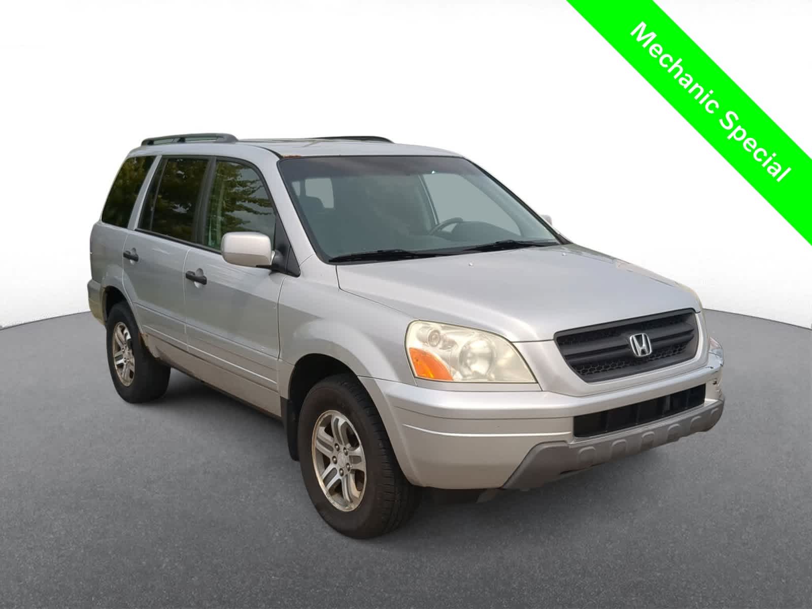 Used 2004 Honda Pilot EX with VIN 2HKYF184X4H596502 for sale in Troy, MI