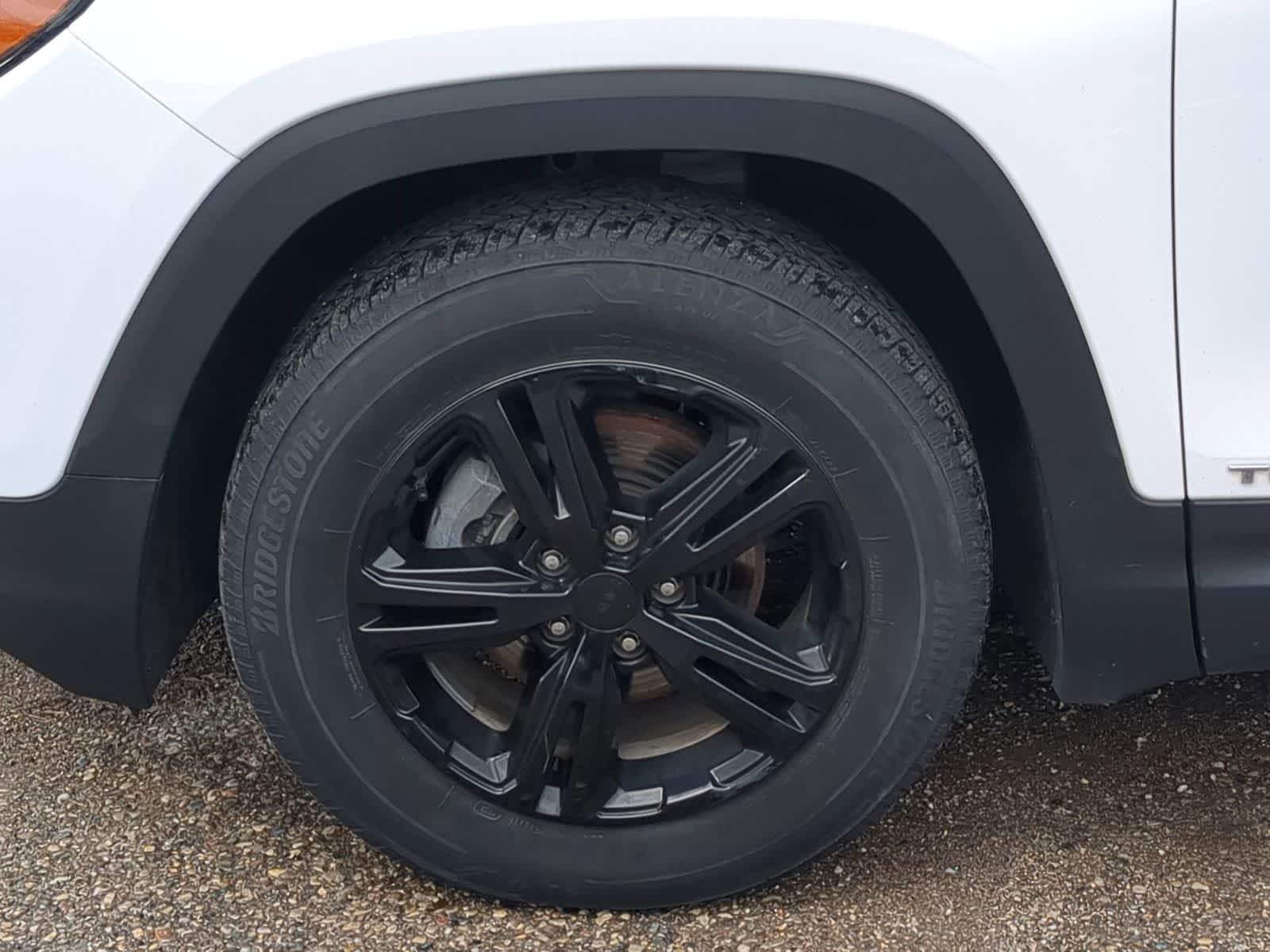 Thumbnail: 2020 GMC Terrain - 14