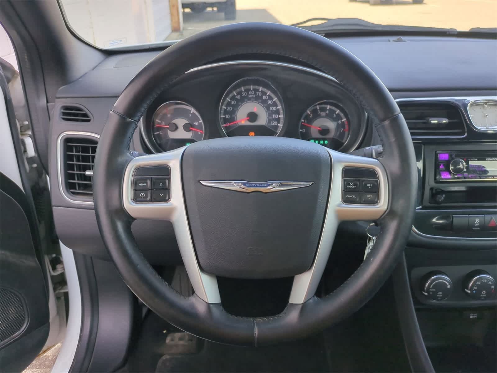 2012 Chrysler 200 Touring 19
