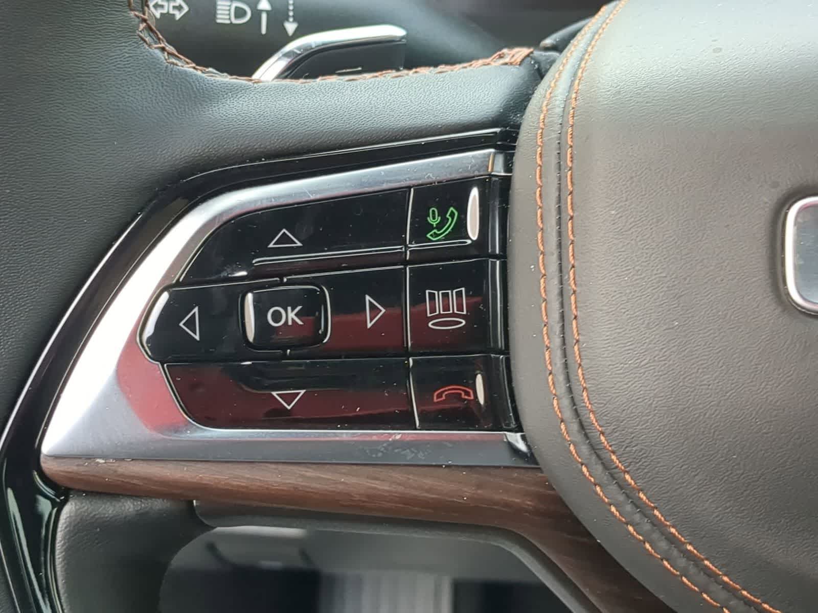 Thumbnail: 2024 Jeep Grand Cherokee L - 32